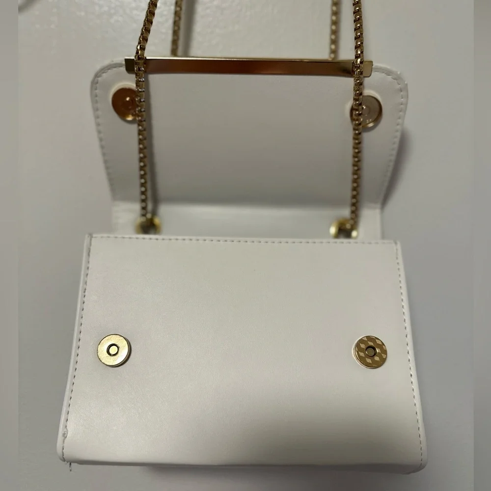 🌸‎ Chic White Mini Shoulder Bag Gold Chain Elegant Evening Clutch Purse
